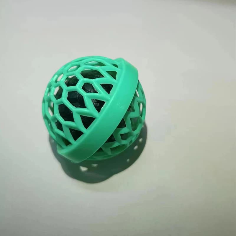 Wielorazowa kula czyszcząca do toreb i plecaków ✨